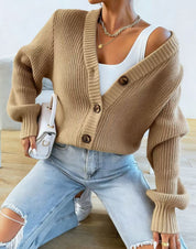 Nora Kjeldsen | Oversized Knitted Cardigan in Green