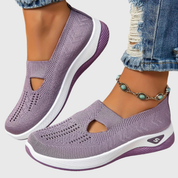Elena Moretti | Åndbare slip-on sneakers i let strikdesign