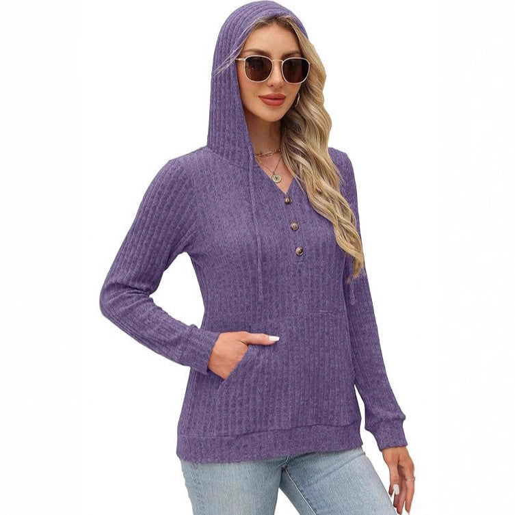 Tove Lorentzen | Rib-strikket hoodie-sweater med knapper