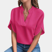 Amélie Dubois | Elegant V-hals bluse med moderne detaljer