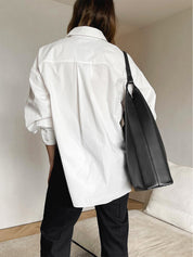 Harriet Ashton | Oversize Skjorte med Klassisk Krave – Minimalistisk Stil