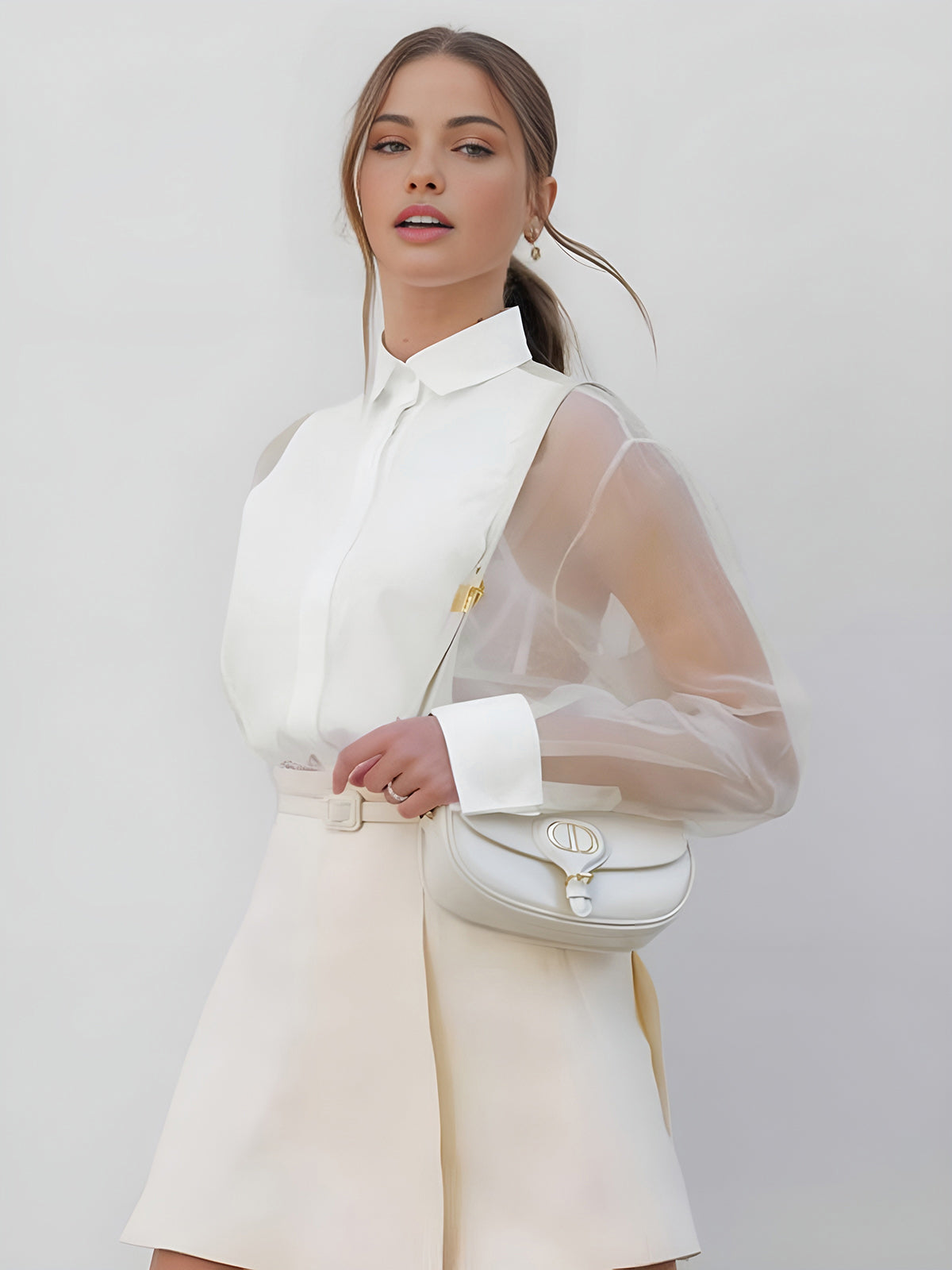 Marguerite Sinclair | Skjorte med Gennemsigtige Ærmer – Elegant Bluse til Kvinder