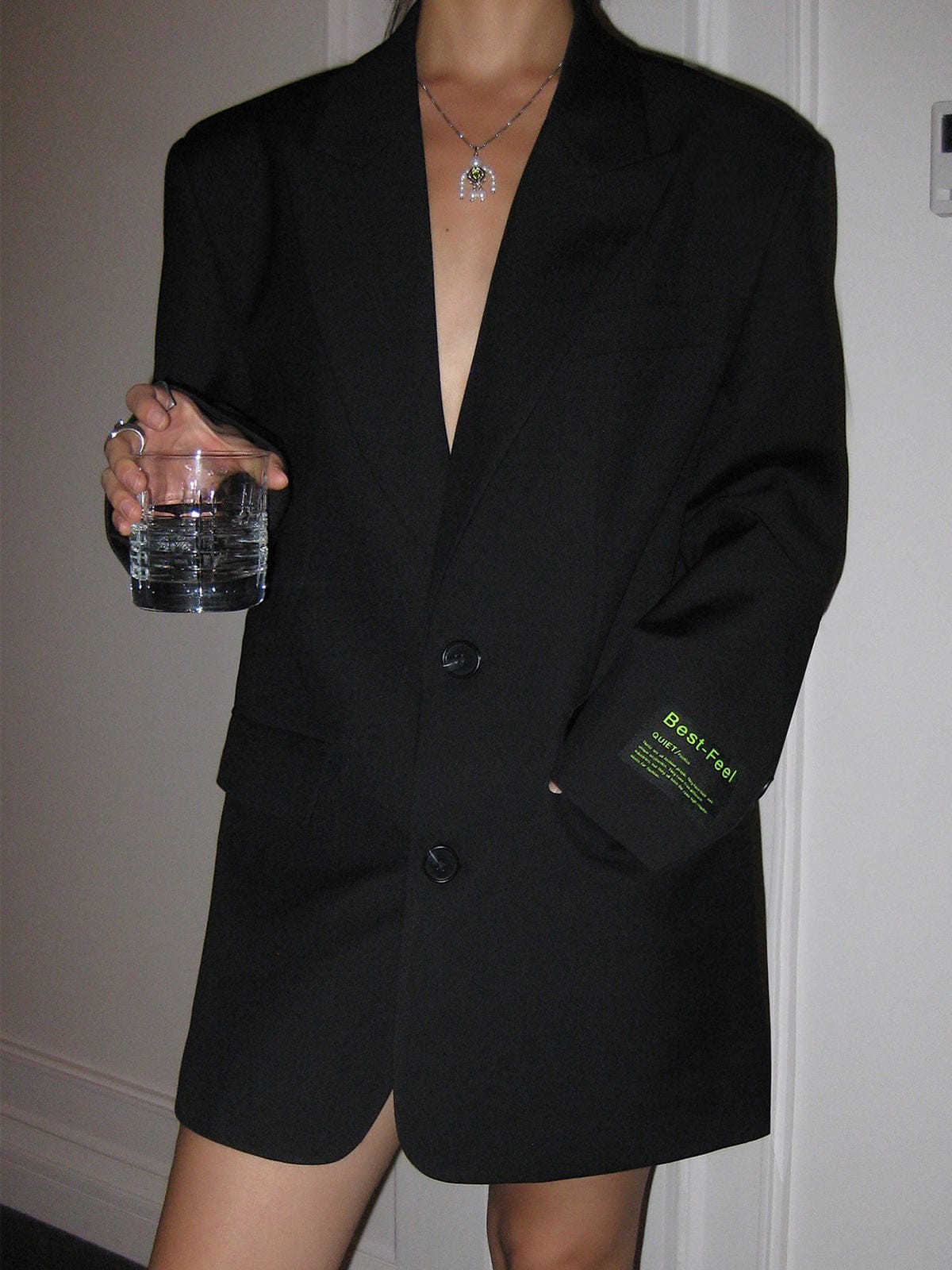 Gabriela Stenmark | Oversized Blazer i Sort – Moderne Minimalistisk Design