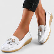 Chloé Dubois | Elegante slip-on loafers med frynsedetalje