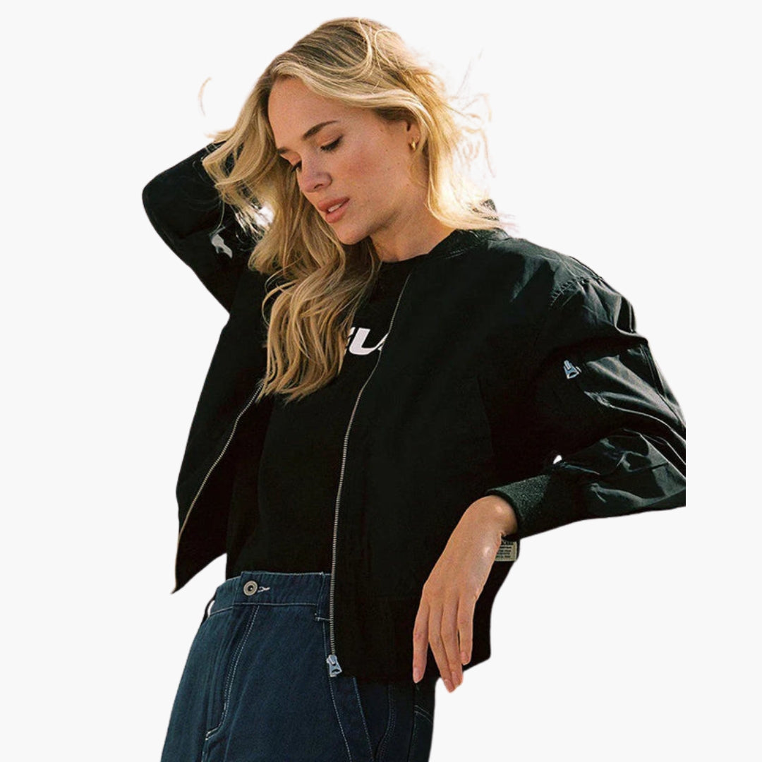 Sienna Moreau | Kort bomberjakke til kvinder med moderne lynlåsdesign