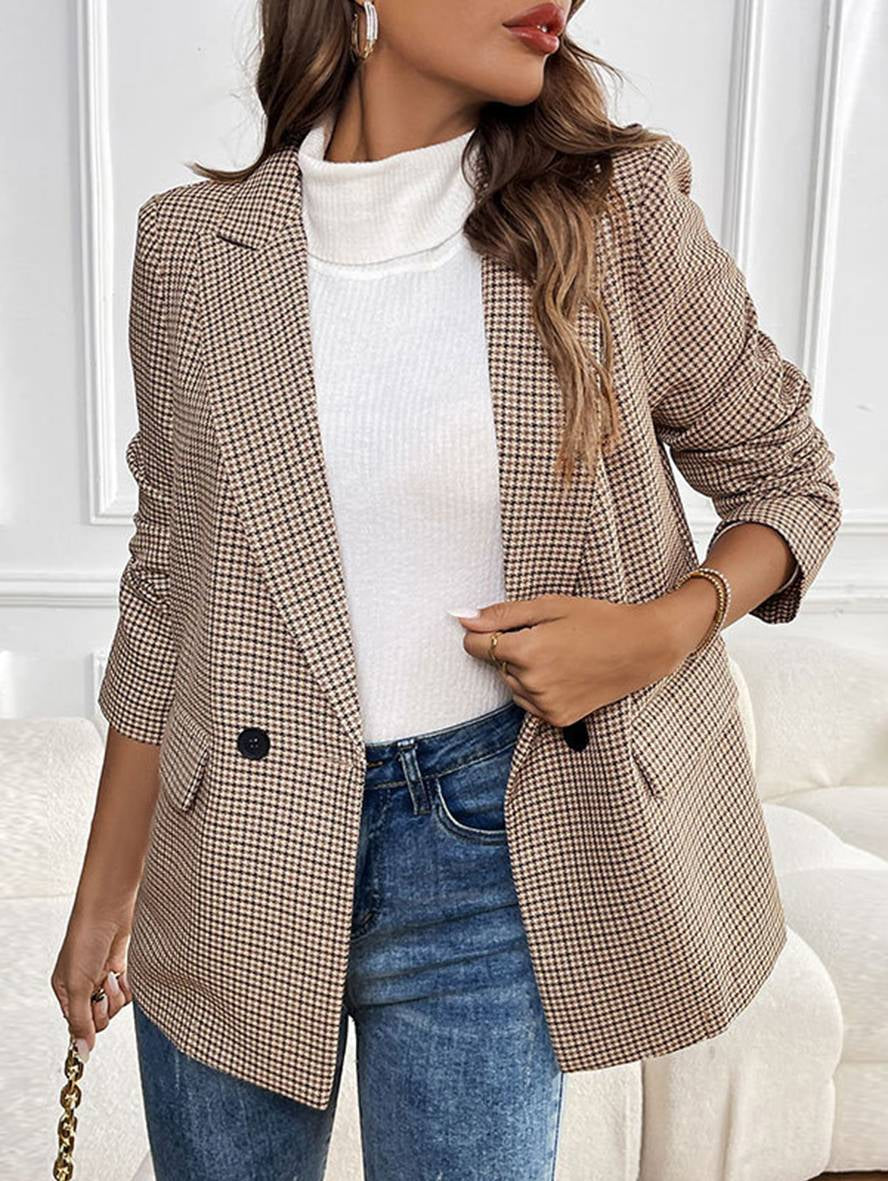 Lavinia Cortez | Ternet Oversized Blazer med Knaplukning