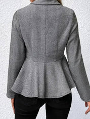 Caterina Villelmo | Kort Blazer med Chevron-mønster og Peplum-snit