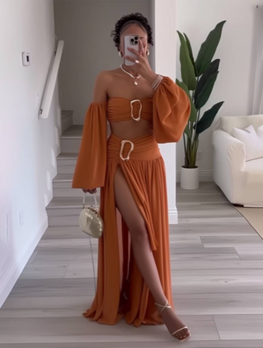 Livia Santorini | To-delt sommer sæt med off-shoulder top og maxi nederdel