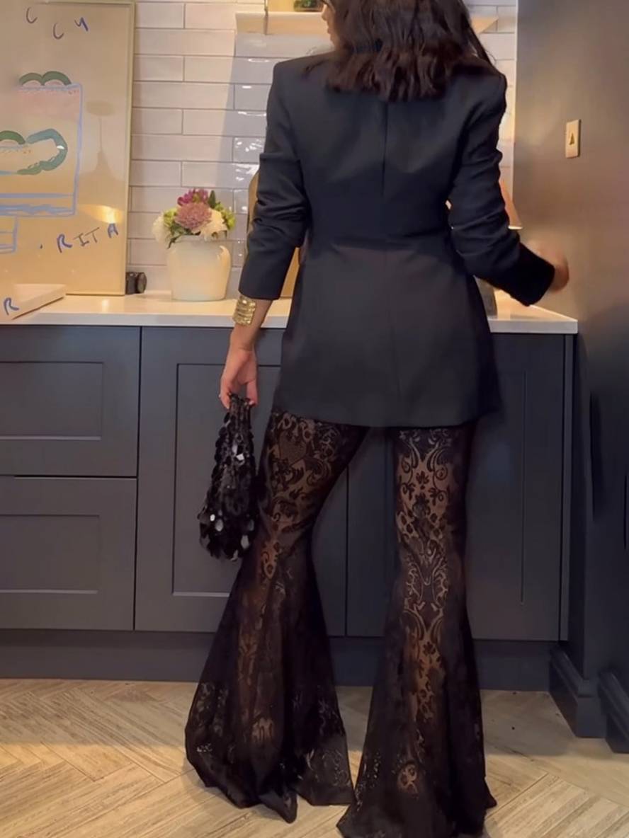 Bianca Moreau | Elegant sæt med blazer og lacebukser i luksuriøst design