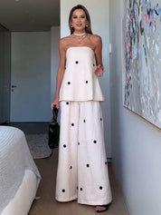 Giulia Santoro | Polka Dot Outfit Set med Strapless Top og Vide Bukser