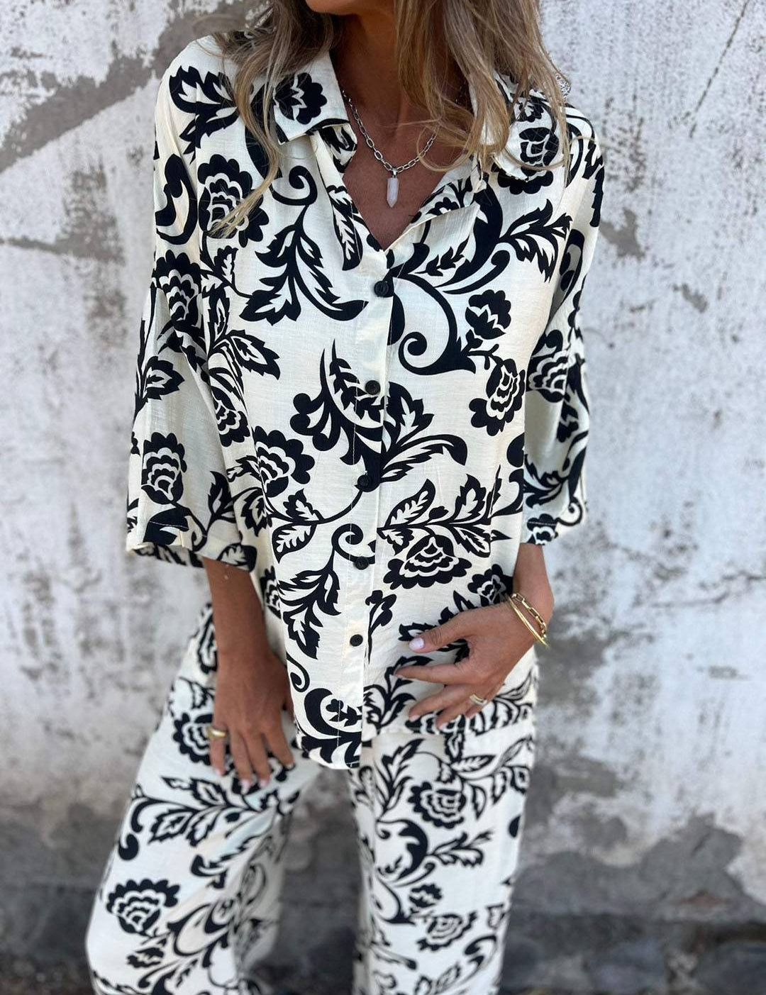 COwosuit01250030-2.jpg