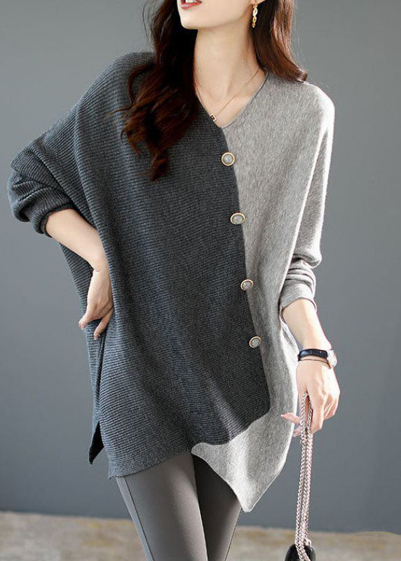 Karen Olsen | Asymmetrisk to-farvet pullover med knapper