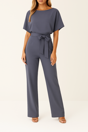 Natalia Castellano | Elegant Jumpsuit i Sort med Bånd-detalje