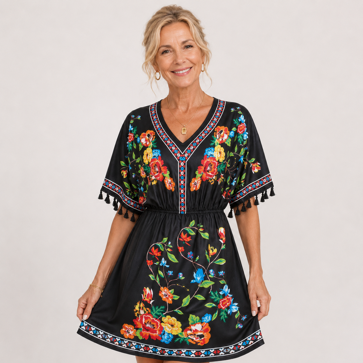 Camille Vásquez | Mini-bohemekjole med blomsterprint til kvinder