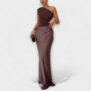 Theodora Castellano | Maxi-cocktailkjole med asymmetrisk snit