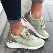Aurora Vellini | Sneakers med chunky sål og metallic detaljer