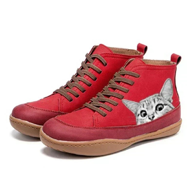 Nynne Ahler | High-Top-Stiefel mit Katzenmotiv