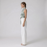 Elena Ricci | Elegant satin top til kvinder med asymmetrisk halterneck