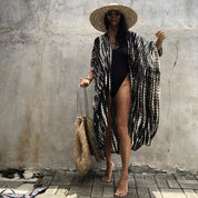 Natalia Esposito | Strandkimono i grønt batik – let cover-up til ferie