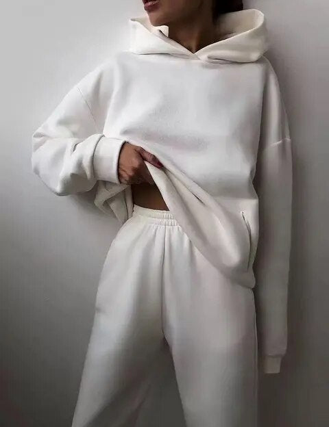 Lotte Vestergaard | Hoodie og joggingbuksesæt i grøn