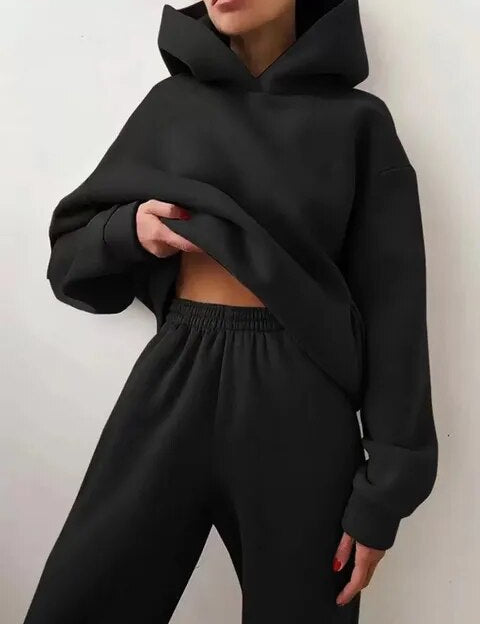 Lotte Vestergaard | Hoodie og joggingbuksesæt i grøn