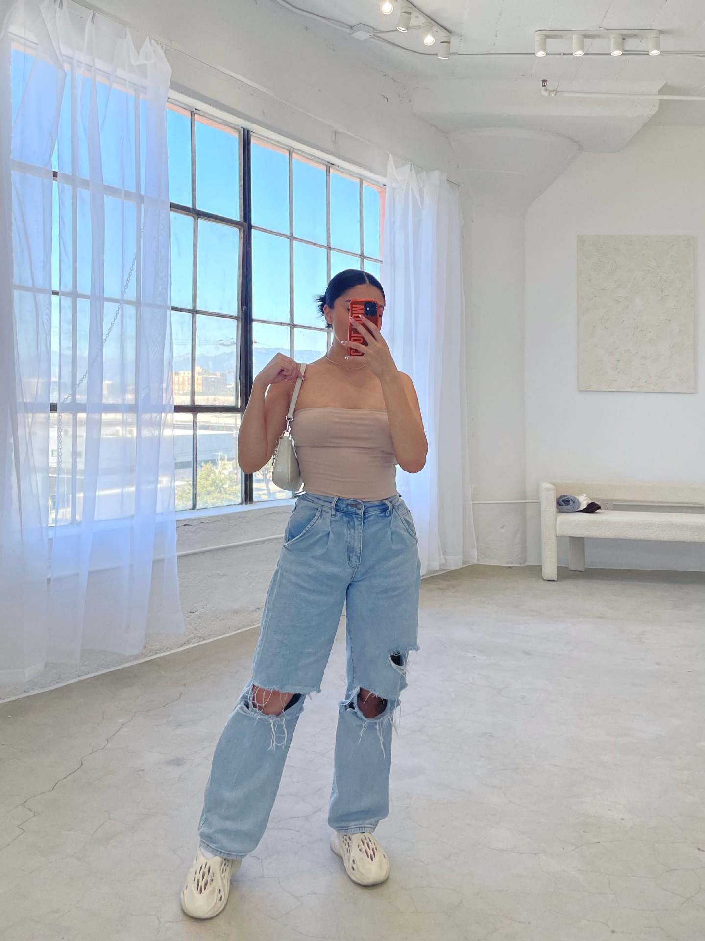 Zoe Harrington | Ripped mom jeans i lyseblå denim til kvinder
