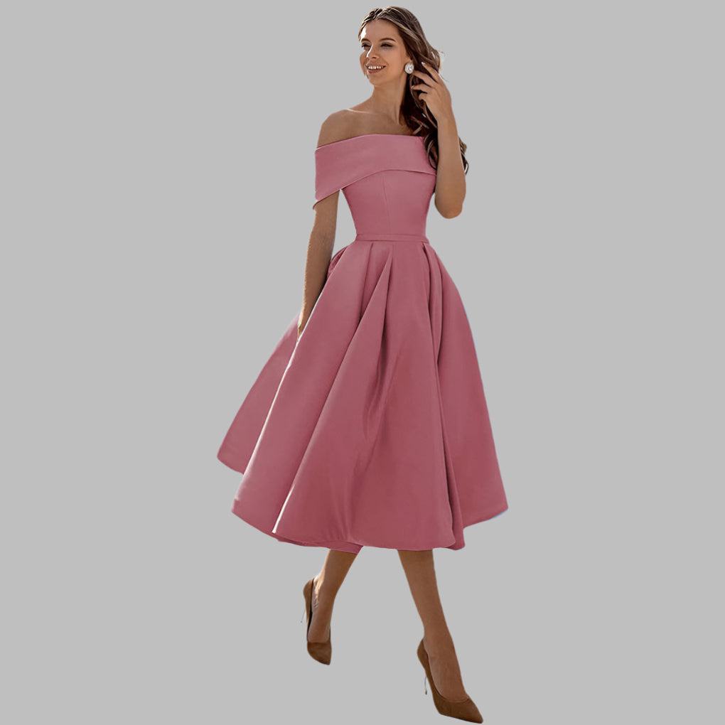 Isabella Conti | Luksus off-shoulder midi gallakjole i satin