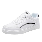 Lola Ferrante | Hvide fashion sneakers med gulddetaljer til kvinder