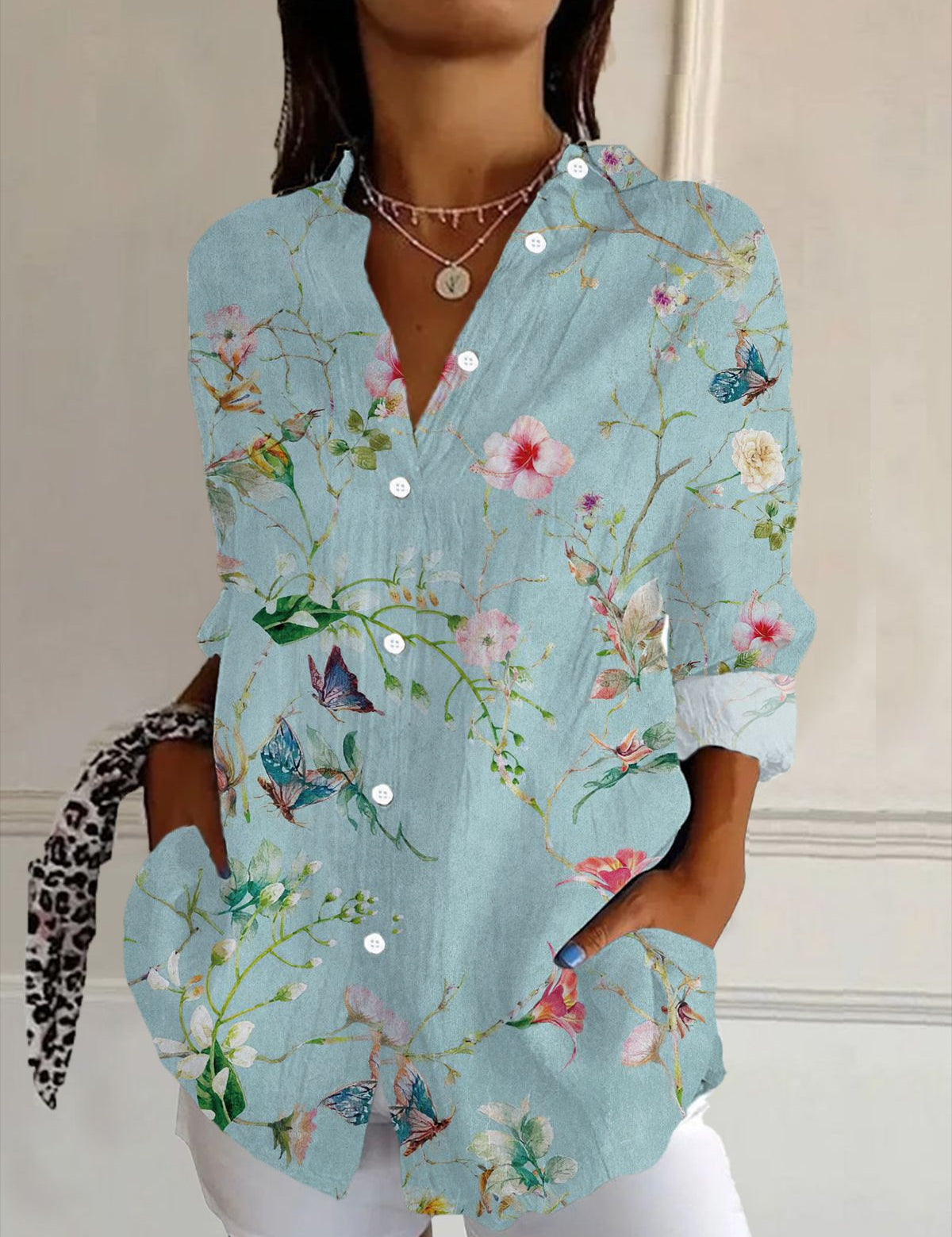 Camille Rousseau | Elegant skjorte med præget blomsterdesign