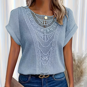 Camille Laurent | Blondebluse med elegant boheme-look