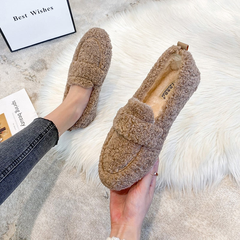 Gretta Ashworth | Fluff Slider Hjemmesko i Beige