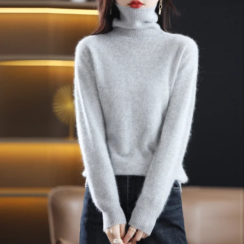 Luciana Bergstrom | Rullekrave Sweater i Rødt til Kvinder