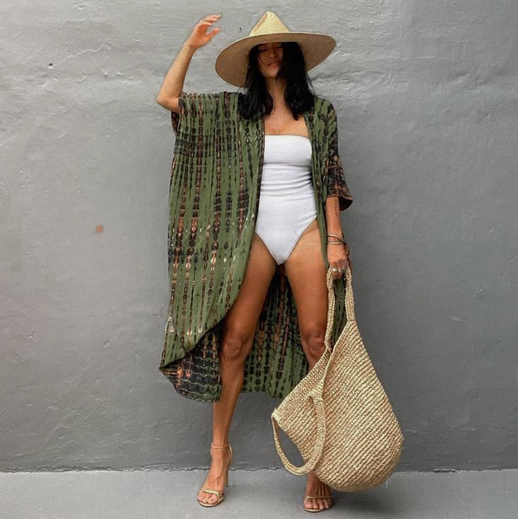 Natalia Esposito | Strandkimono i grønt batik – let cover-up til ferie