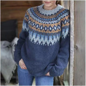 Sophie Whitmore | Nordisk striksweater med tidløs elegance