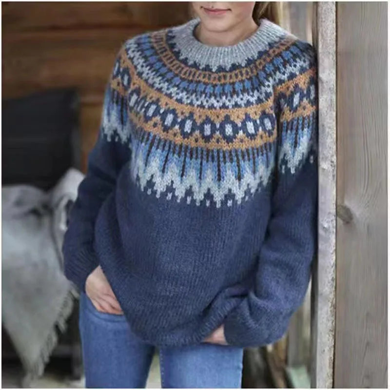 Sophie Whitmore | Nordisk striksweater med tidløs elegance