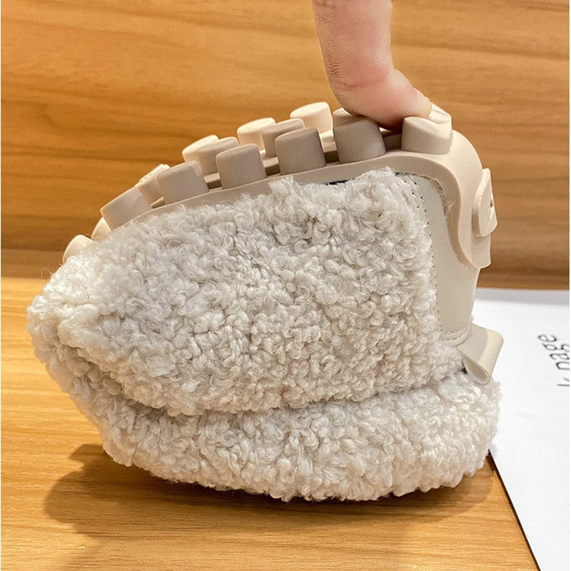 Gretta Ashworth | Fluff Slider Hjemmesko i Beige