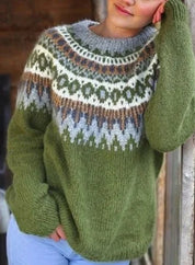 Sophie Whitmore | Nordisk striksweater med tidløs elegance
