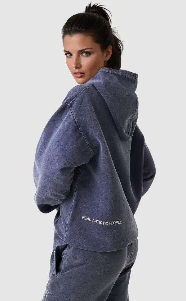 Freja Sorensen | Oversized Hoodie med Rhinestone Culture-Print