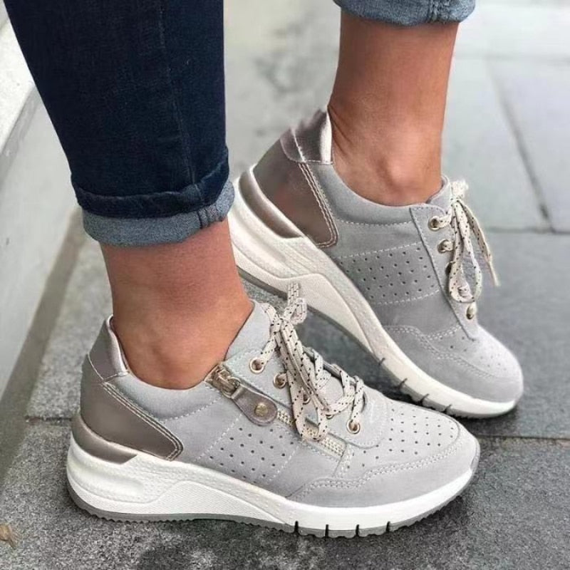 Maja Christensen | Sneakers i grøn og beige med snøre