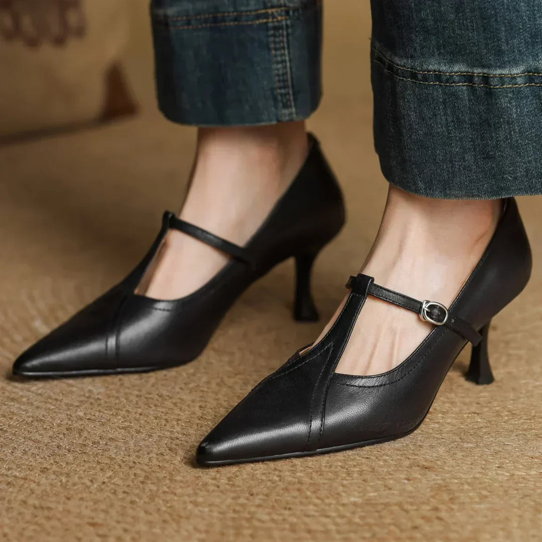 Camille Laurent | Erotiske pumps til kvinder med klassisk T-rem og spids tå
