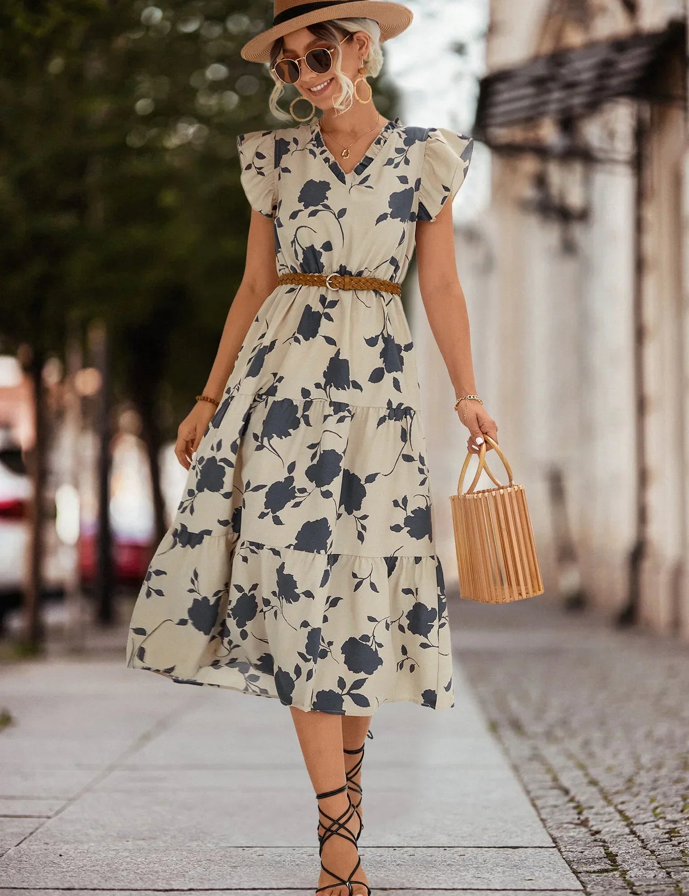 Rosanna Delacroix | Midi-sommerkjole med blomsterprint og flæseærmer