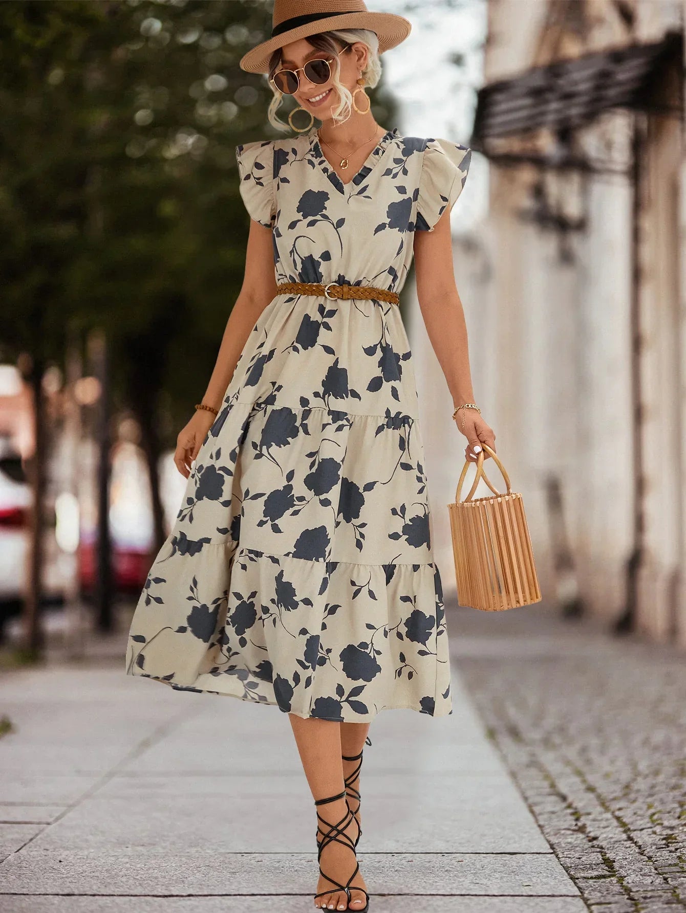Rosanna Delacroix | Midi-sommerkjole med blomsterprint og flæseærmer