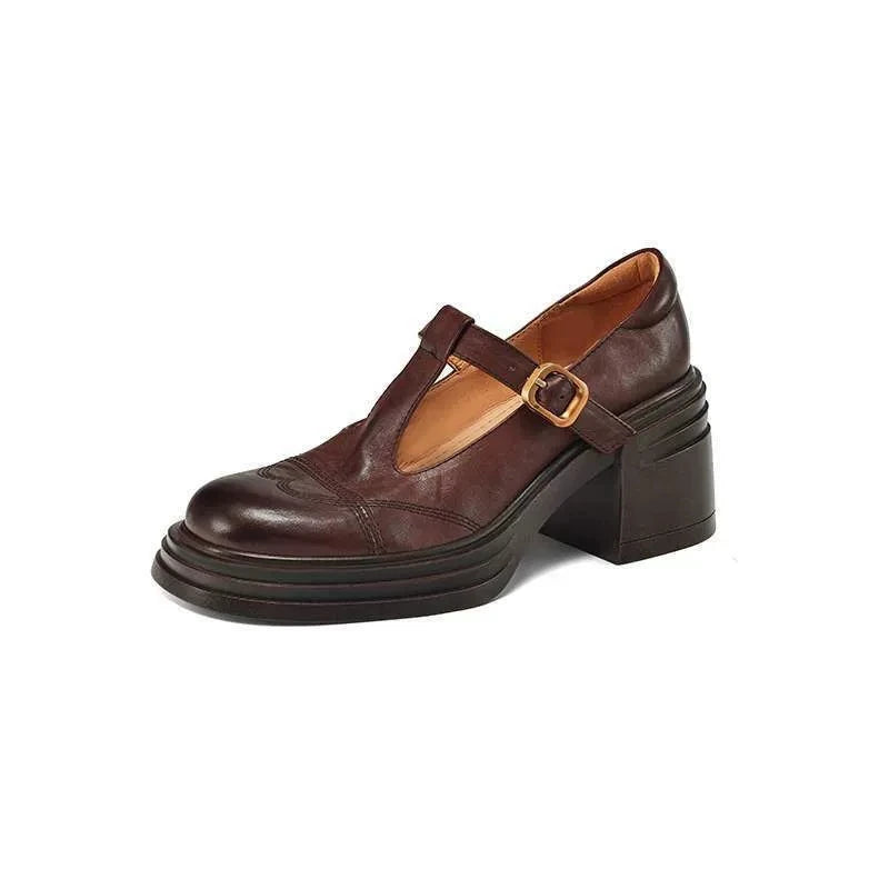 Camille Rousseau | Elegante T-strap sko i læderlook