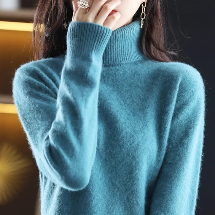 Luciana Bergstrom | Rullekrave Sweater i Rødt til Kvinder