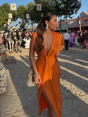 Valentina Russo | Midi-kjole i dyb orange med plisseret snit