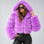 Signe Dahl | Kort hooded faux fur-jakke til kvinder