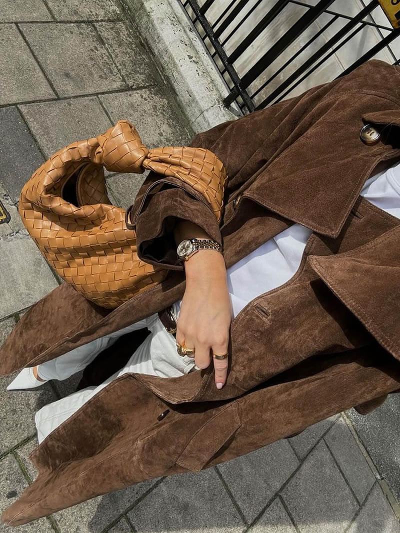 Saskia Bergmann | Lang Trenchcoat i Uldlook med Bindebælte