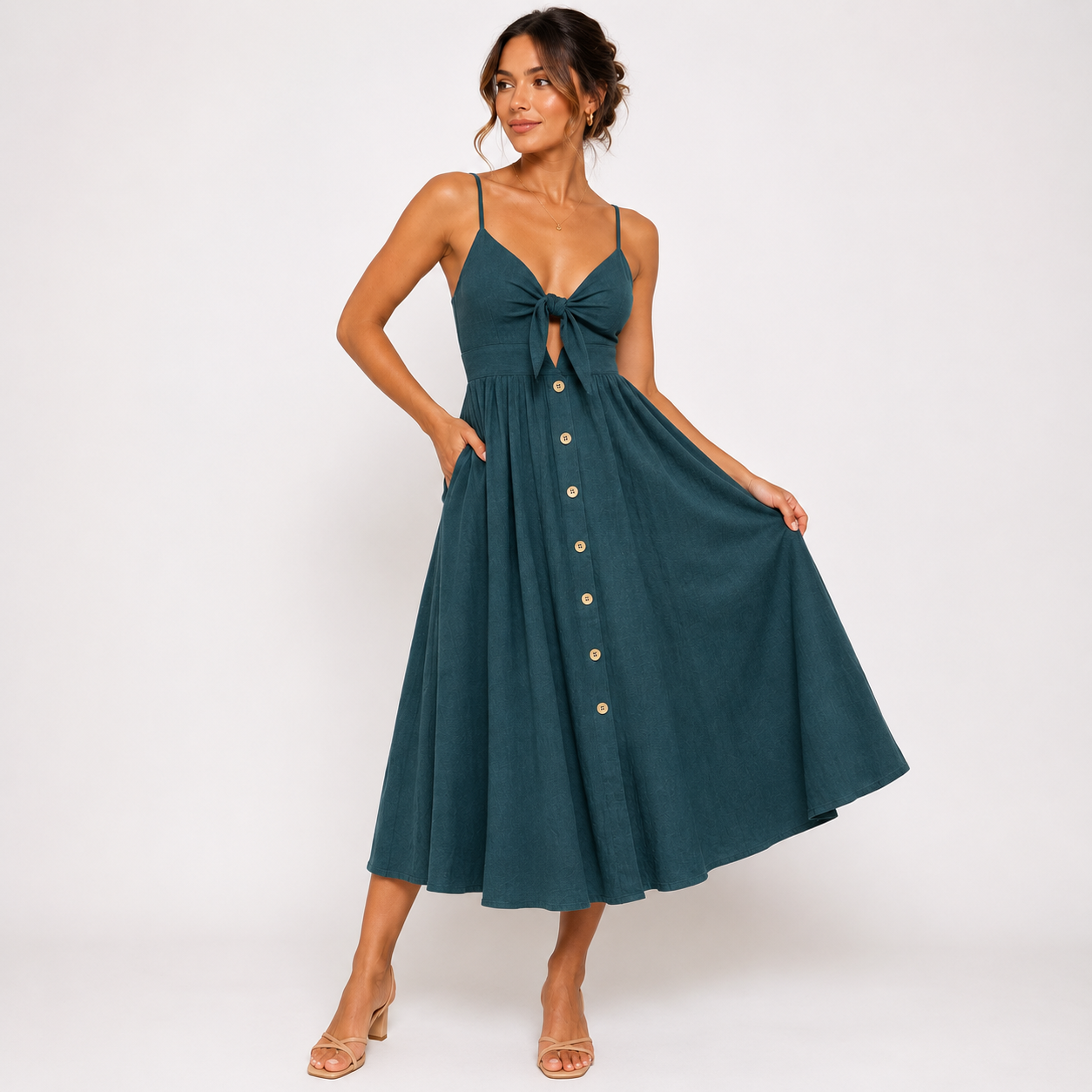 SofieRasmussenMidi-sommerkjolemedknappedetalje-item_2.png
