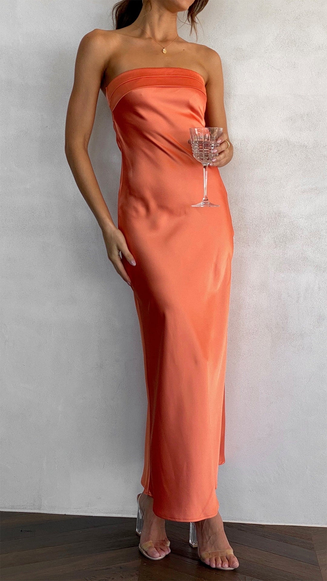 Aurora Sinceri | Elegant Stropløs Maxi-Sommerkjole i Rosa