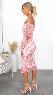 Margaux Florentin | Midi-kjole med blomsterprint og off-shoulder detalje til kvinder